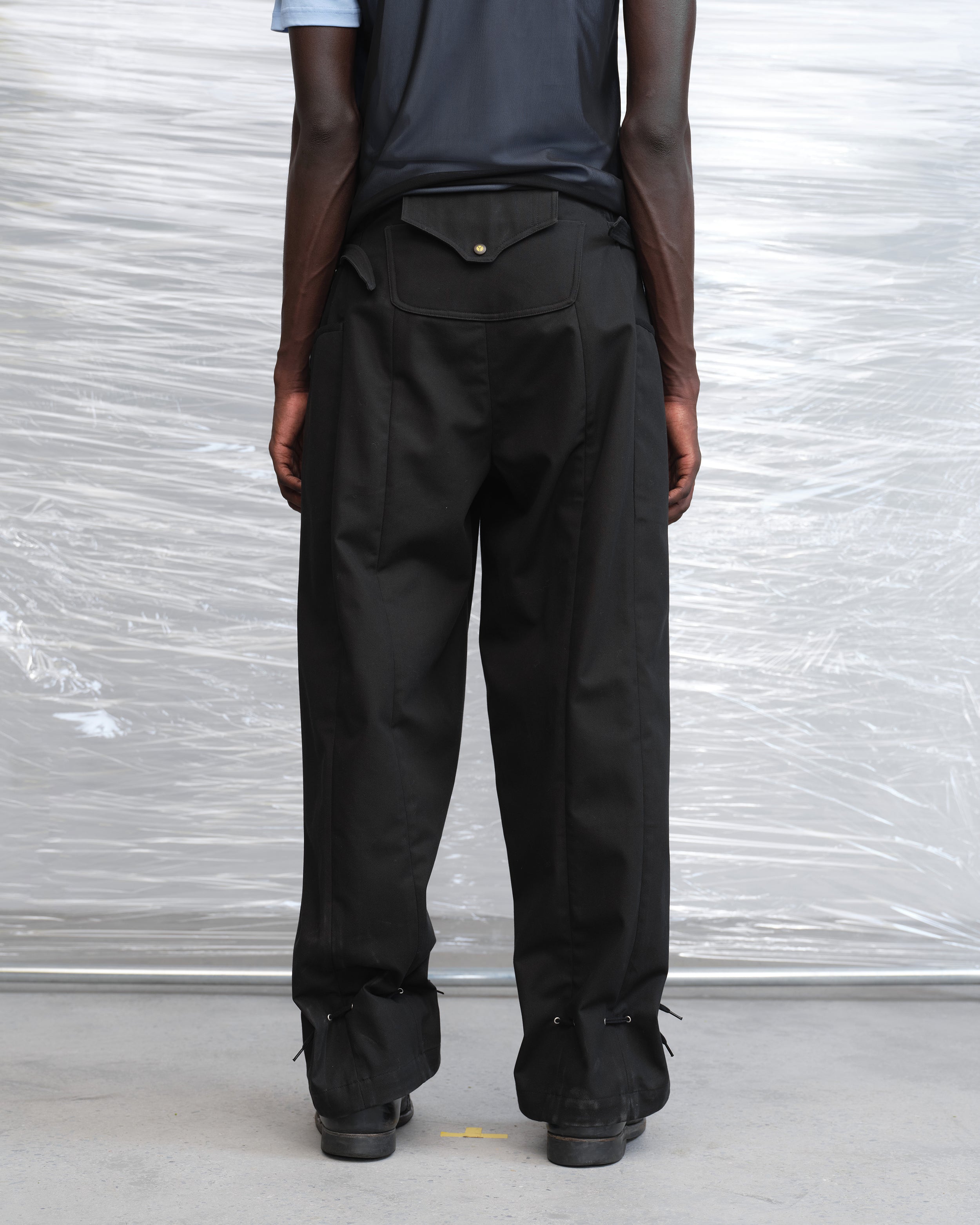 ⁰⁸⁴ Lace-up Pants 鞋带系脚裤